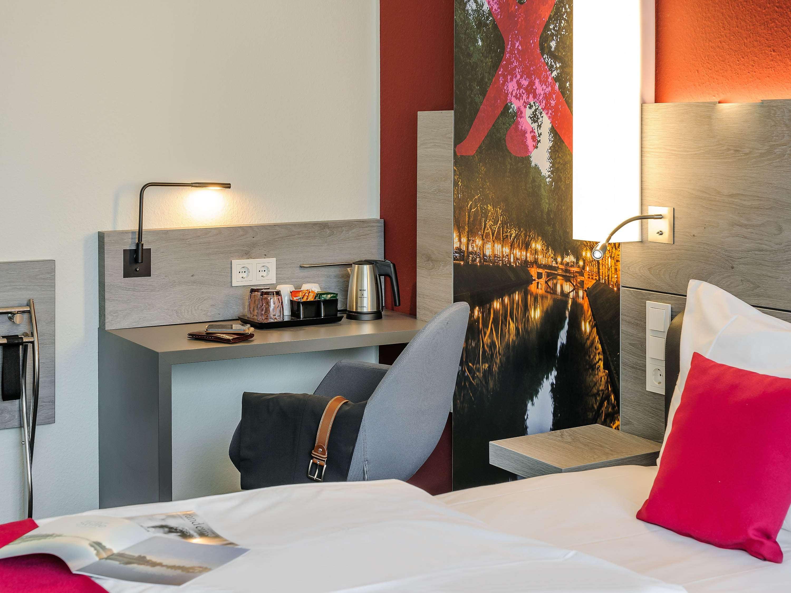 Mercure Hotel Duesseldorf Zentrum Екстериор снимка