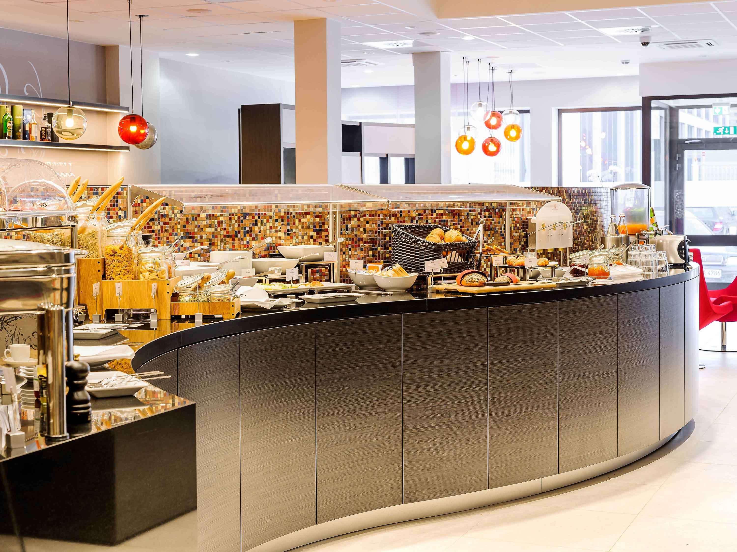 Mercure Hotel Duesseldorf Zentrum Екстериор снимка
