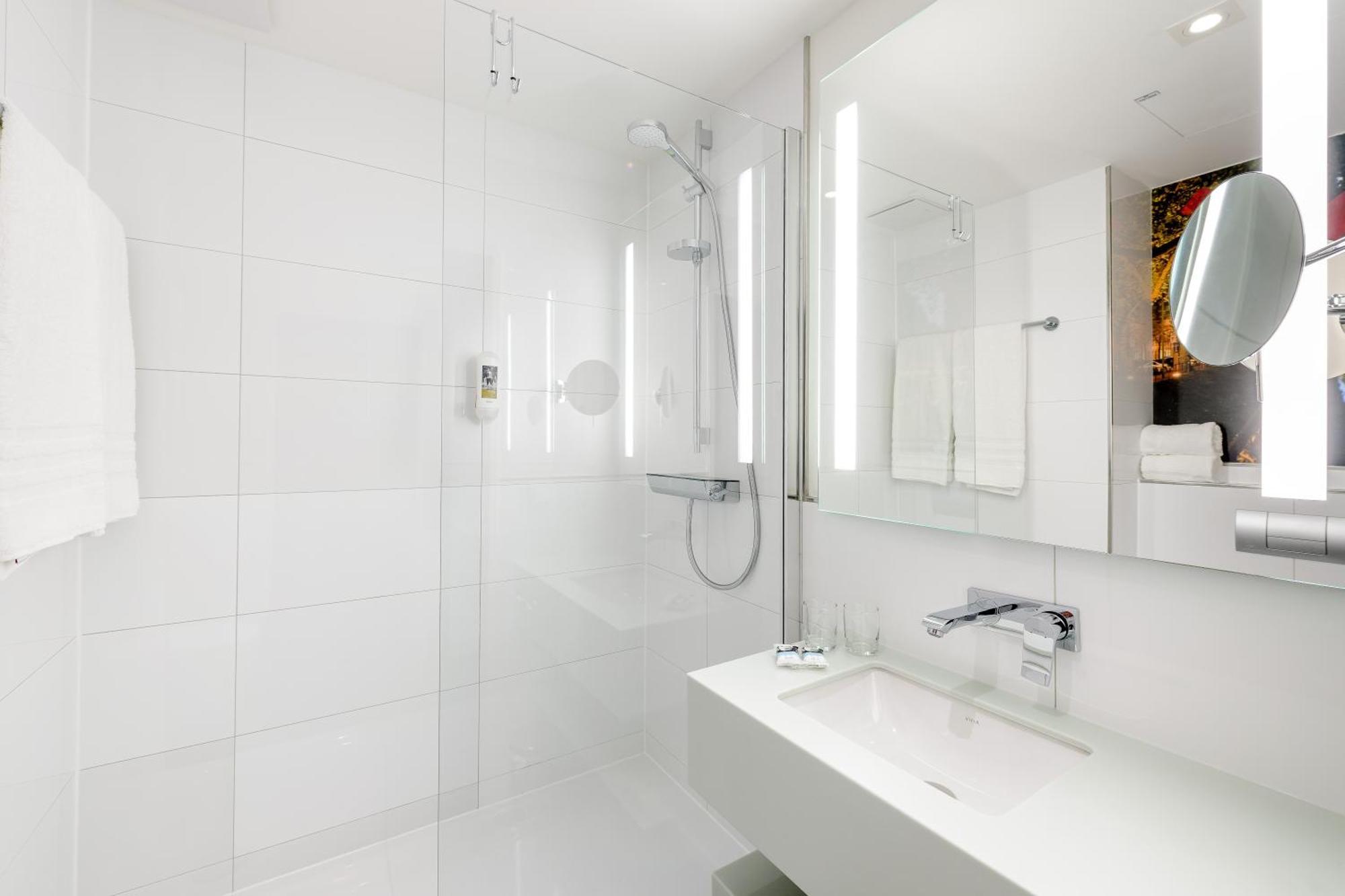 Mercure Hotel Duesseldorf Zentrum Стая снимка