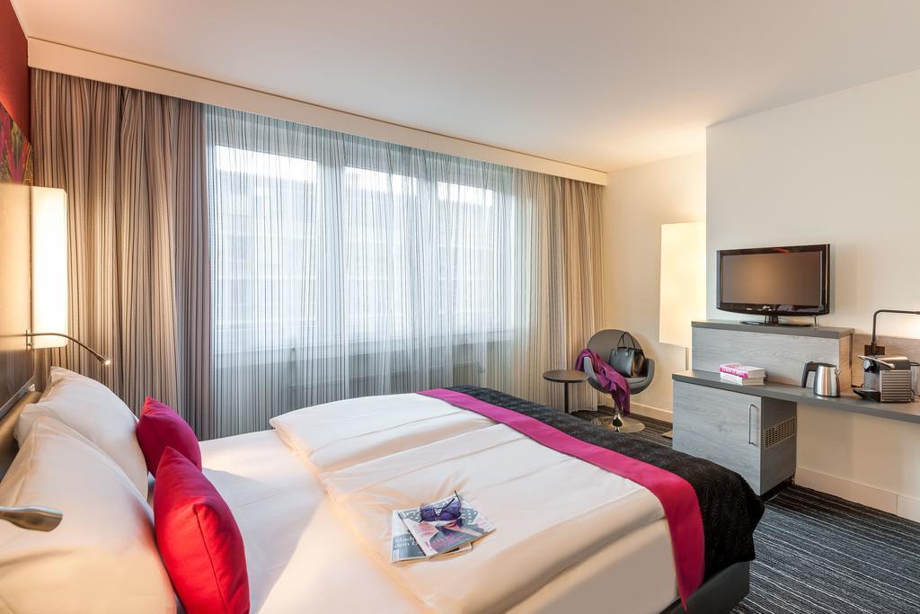 Mercure Hotel Duesseldorf Zentrum Стая снимка