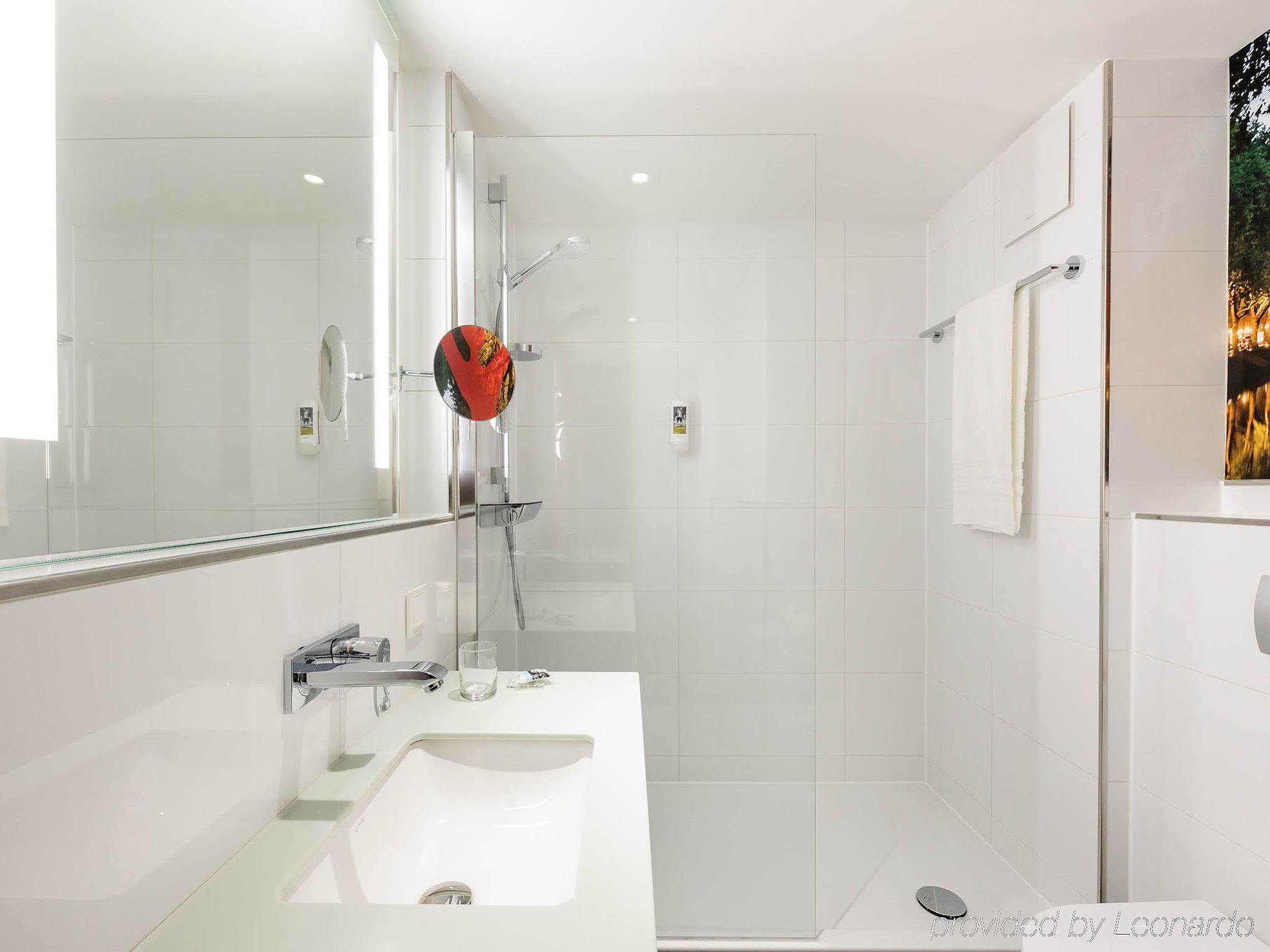 Mercure Hotel Duesseldorf Zentrum Екстериор снимка